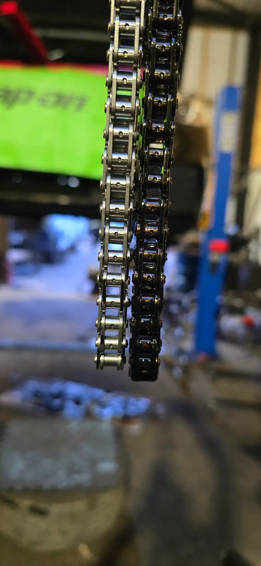 old stretched timing chain compared to new